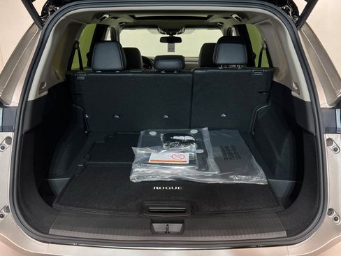 New 2026 Nissan Rogue Platinum w/ Platinum Premium Package AWD/4WD image 23