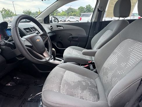 Used 2014 Chevrolet Sonic LS FWD image 17