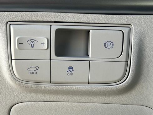 New 2026 Hyundai Tucson Limited FWD image 24