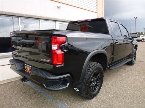 Used 2022 Chevrolet Silverado 1500 ZR2 AWD/4WD image 3