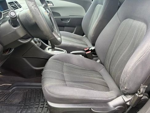 Used 2012 Chevrolet Sonic LT FWD image 11