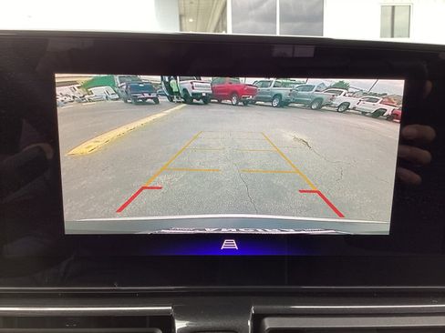 Used 2025 Chevrolet TrailBlazer LT image 16