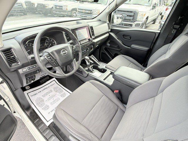 Used 2024 Nissan Frontier S w/ S Utility Package RWD image 10