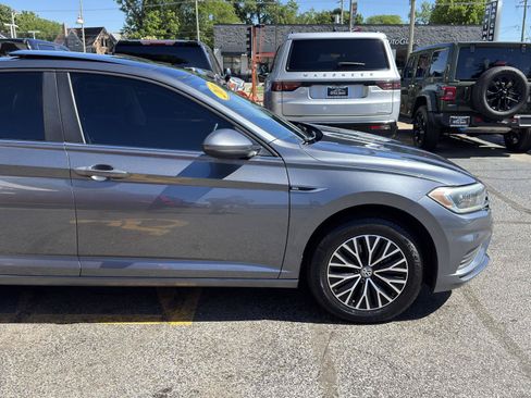 Used 2019 Volkswagen Jetta SEL FWD image 16