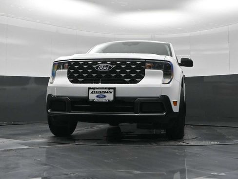 Used 2025 Ford Maverick XLT w/ XLT Luxury Package image 28