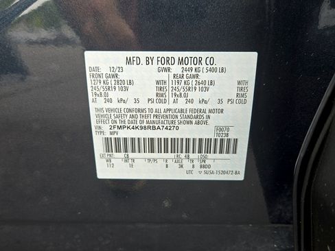 Certified 2024 Ford Edge Titanium w/ Equipment Group 301A AWD/4WD image 26