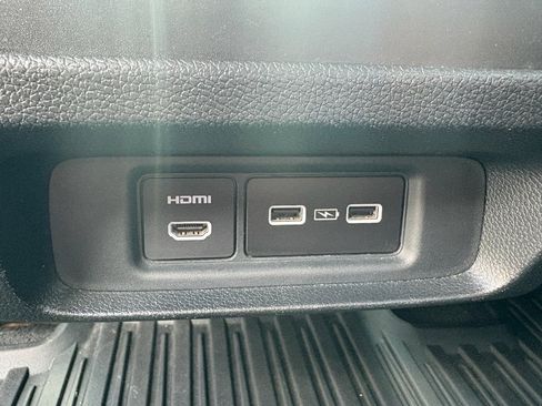 Used 2023 Honda Odyssey Elite image 33