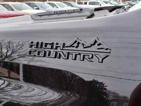 New 2026 Chevrolet Silverado 2500 High Country w/ Midnight Edition AWD/4WD image 8
