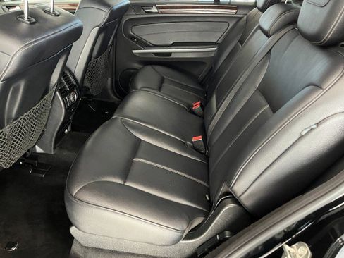 Used 2012 Mercedes-Benz GL 450 4MATIC image 30