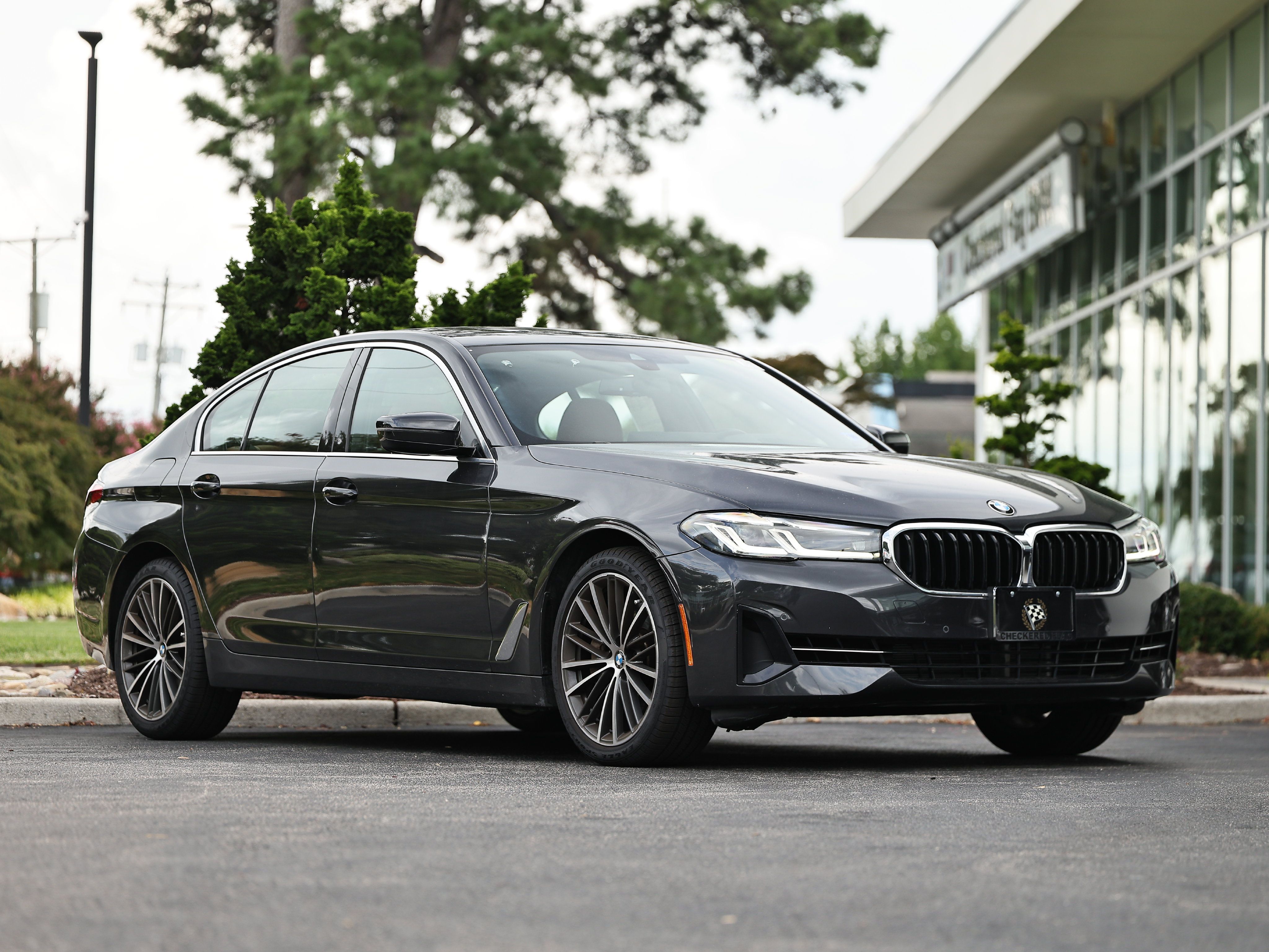 Used 2023 BMW 540i xDrive w/ Premium Package AWD/4WD image 1