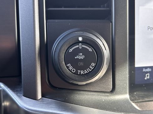 Used 2021 Ford F150 Lariat image 19