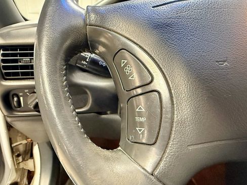 Used 1997 Oldsmobile Cutlass Supreme SL image 12