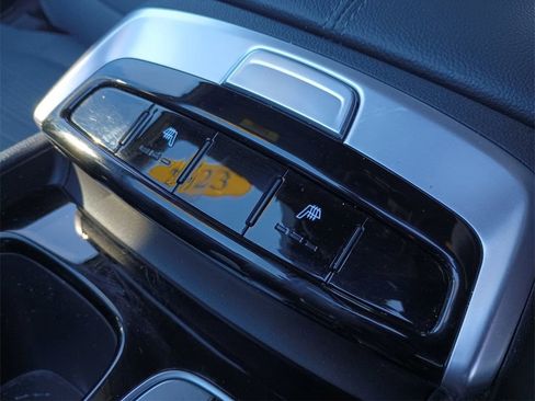 Used 2023 Hyundai Santa Cruz SEL Premium image 7