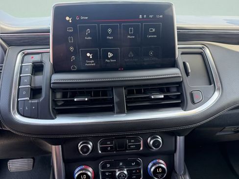 Used 2024 GMC Yukon XL SLT AWD/4WD image 24
