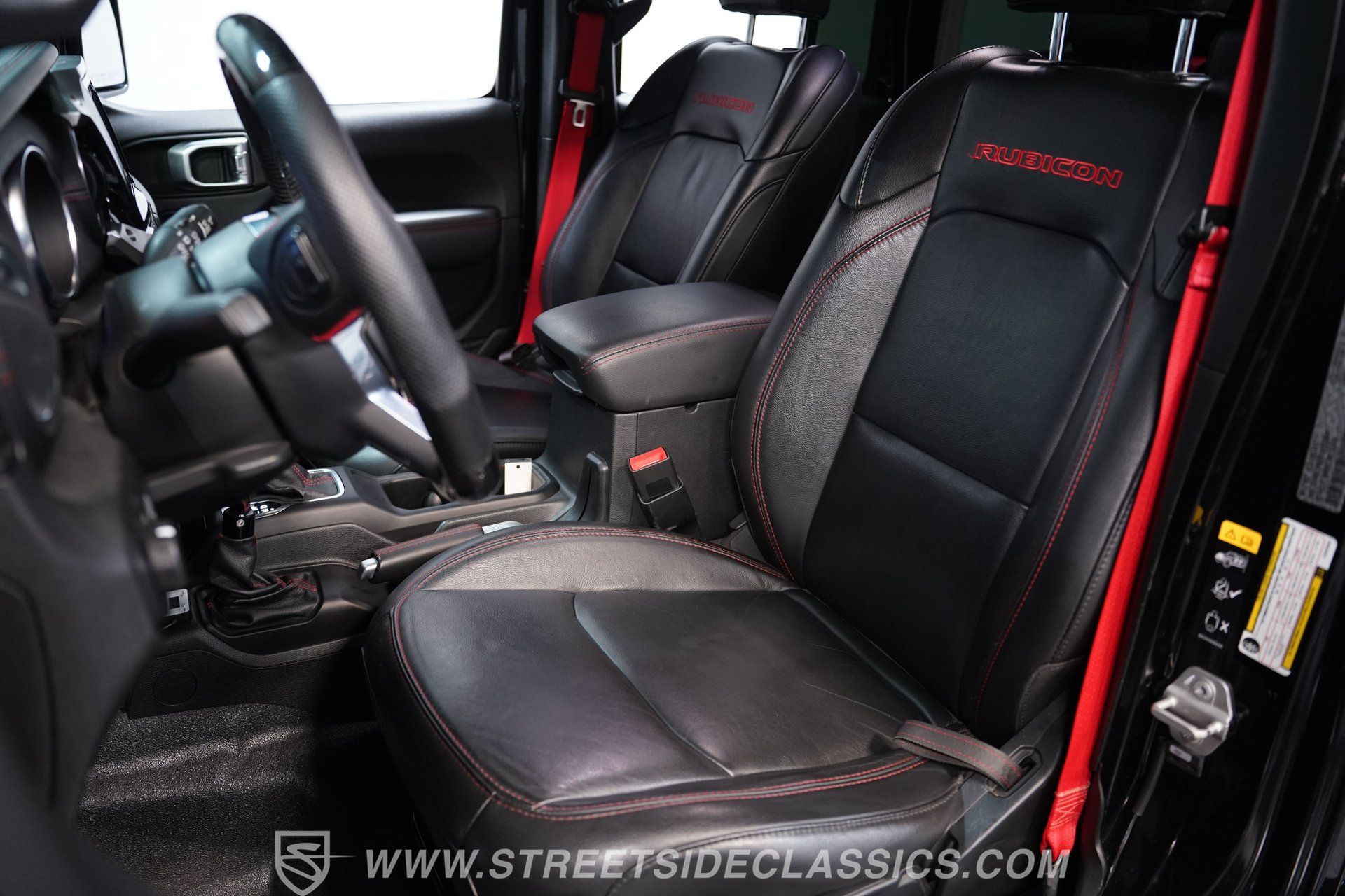Used 2020 Jeep Wrangler Unlimited Rubicon w/ Quick Order Package 28Y Recon AWD/4WD image 34