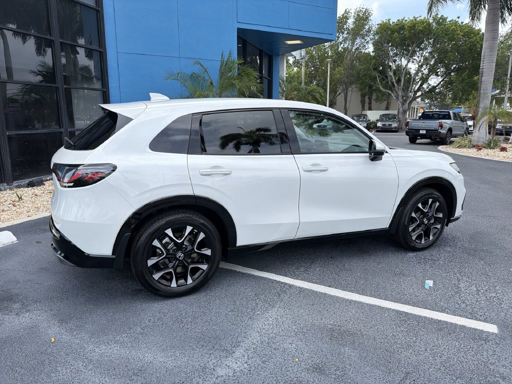 New 2027 Honda HR-V EX-L image 8