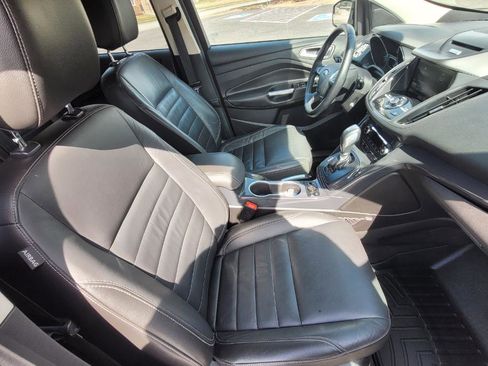 Used 2015 Ford Escape Titanium AWD/4WD image 20