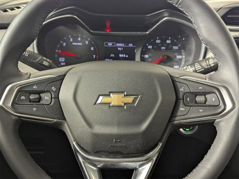 Used 2021 Chevrolet TrailBlazer LT w/ Premium Seating Package image 16