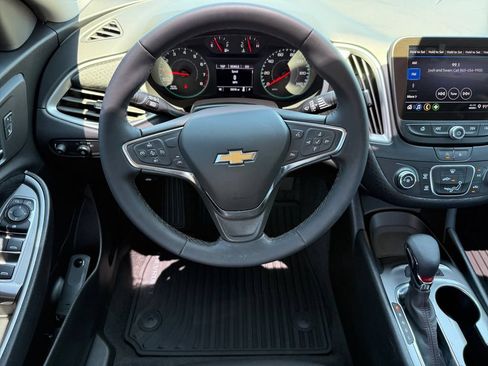 Used 2024 Chevrolet Malibu RS FWD image 13