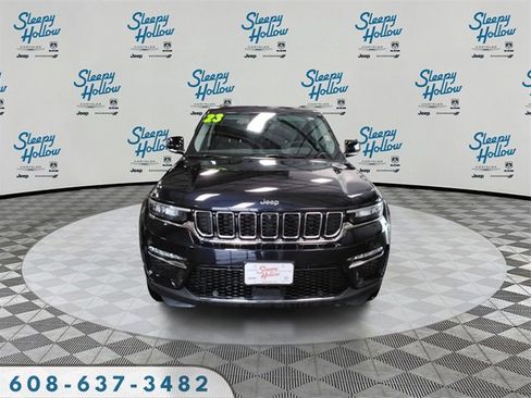 Used 2023 Jeep Grand Cherokee Limited w/ Luxury Tech Group II image 2