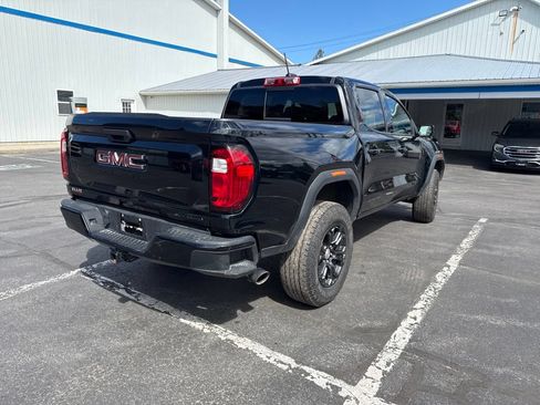 Used 2024 GMC Canyon Elevation w/ Convenience Package AWD/4WD image 4