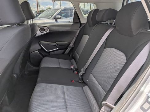 Certified 2025 Kia Soul LX w/ LX Technology Package FWD image 13