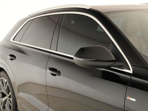 Used 2023 Audi Q8 Prestige w/ Prestige Package image 40