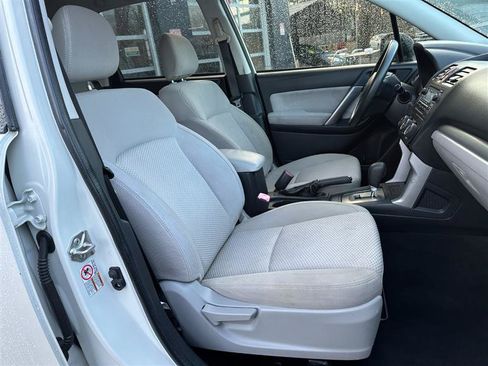 Used 2015 Subaru Forester 2.5i w/ Alloy Wheel Package AWD/4WD image 16