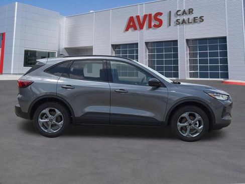 Used 2025 Ford Escape ST-Line AWD/4WD image 5