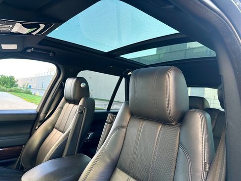 Used 2015 Land Rover Range Rover HSE image 4