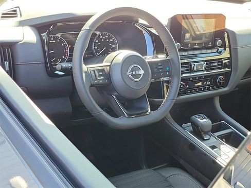 New 2025 Nissan Pathfinder Rock Creek image 5