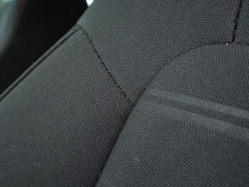 Used 2017 Ford Mustang Coupe image 9