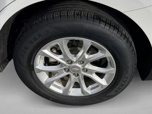 Used 2020 Chevrolet Equinox LT image 9
