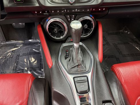 Used 2016 Chevrolet Camaro SS image 15
