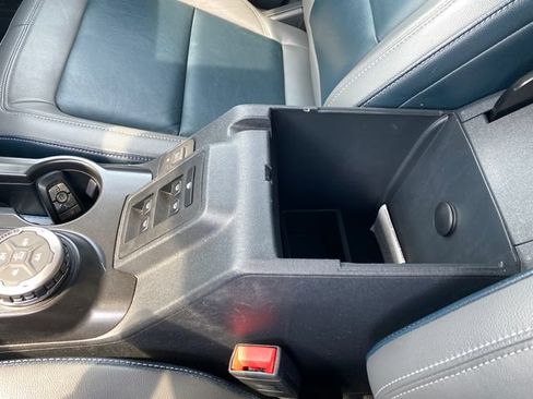 Used 2021 Ford Bronco Outer Banks AWD/4WD image 15