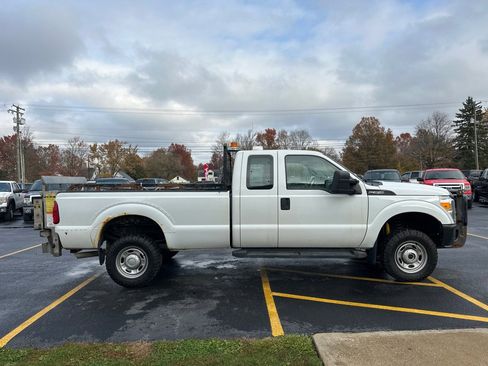 Used 2012 Ford F350 XL w/ Skid Plate Pkg image 5