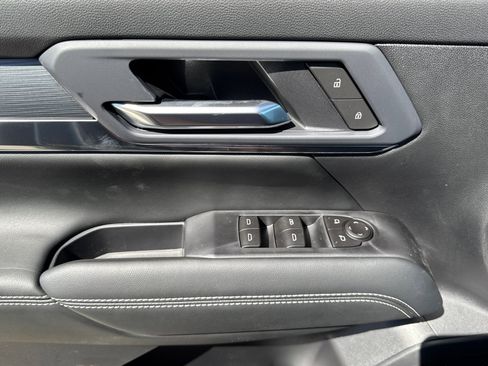 New 2026 GMC Terrain Elevation image 23