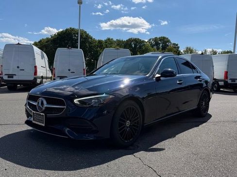 Used 2023 Mercedes-Benz C 300 4MATIC Sedan image 3