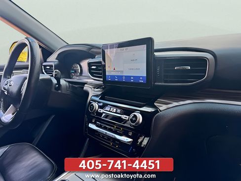 Used 2021 Ford Explorer Limited w/ Equipment Group 301A AWD/4WD image 24