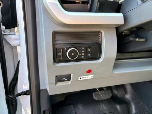 Used 2025 Ford F350 XL w/ XL Chrome Package AWD/4WD image 11