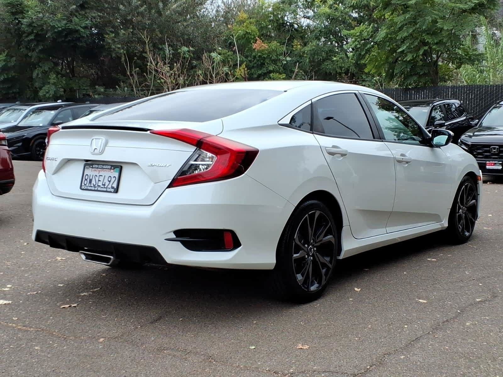 Used 2021 Honda Civic Sport image 2