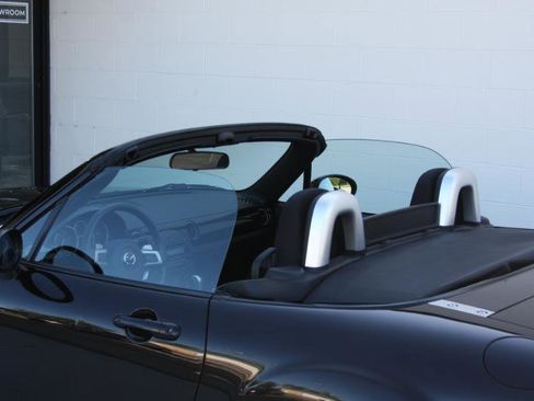 Used 2007 MAZDA MX-5 Miata Touring RWD image 15