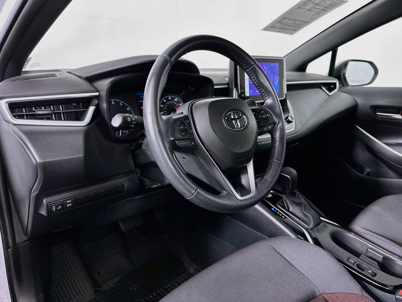 Certified 2023 Toyota Corolla SE FWD image 9