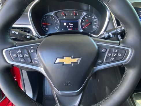 Used 2023 Chevrolet Equinox LT FWD image 17