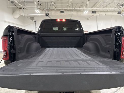 Used 2025 RAM 2500 Big Horn image 24