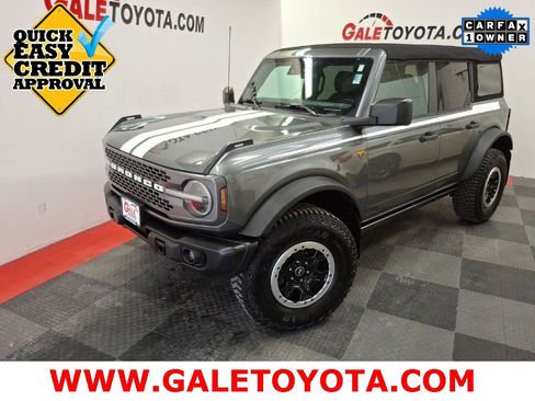 Used 2022 Ford Bronco Badlands w/ Sasquatch Package image 1