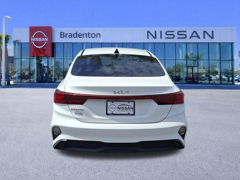 Used 2024 Kia Forte LXS FWD image 6