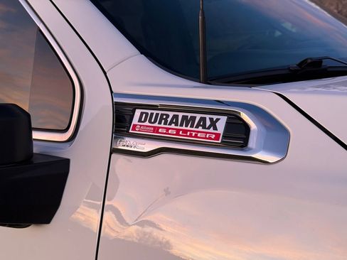 Used 2020 GMC Sierra 2500 Denali w/ Denali Ultimate Package AWD/4WD image 14