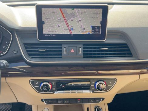 Used 2018 Audi Q5 2.0T Premium Plus w/ Premium Plus Package image 23