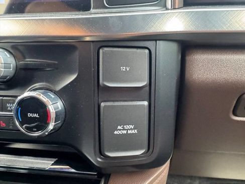 Used 2025 Ford F350 King Ranch AWD/4WD image 33